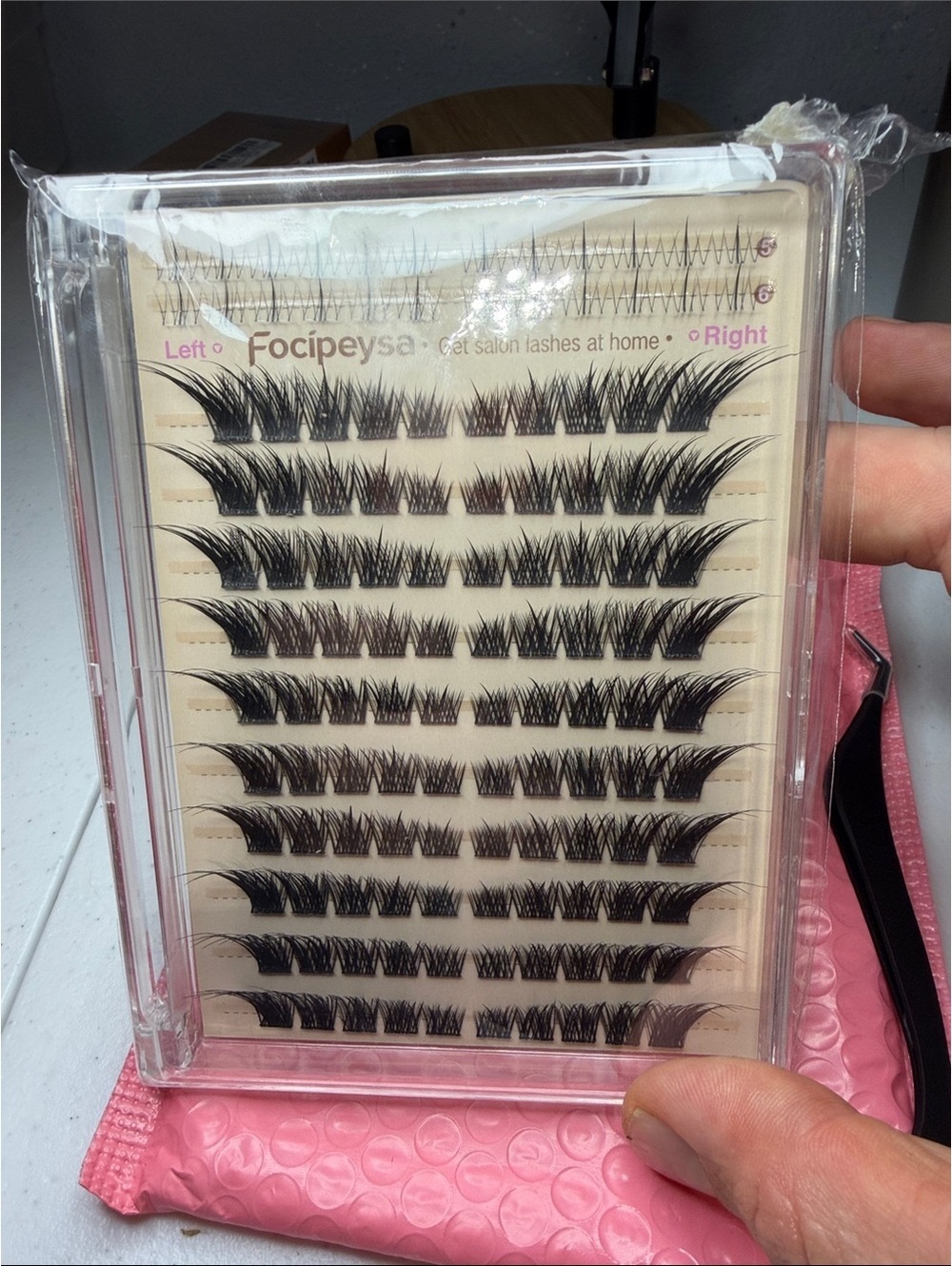 Black Individual Lash Clusters - Natural Volume